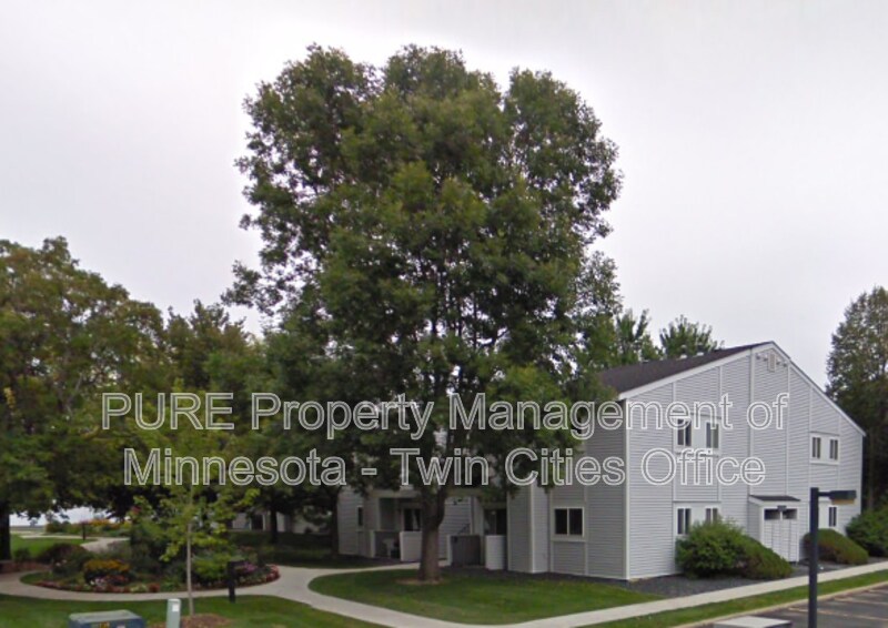 1696 Pleasant St Unit Apt C, Lauderdale, MN 55113 Condo for Rent in