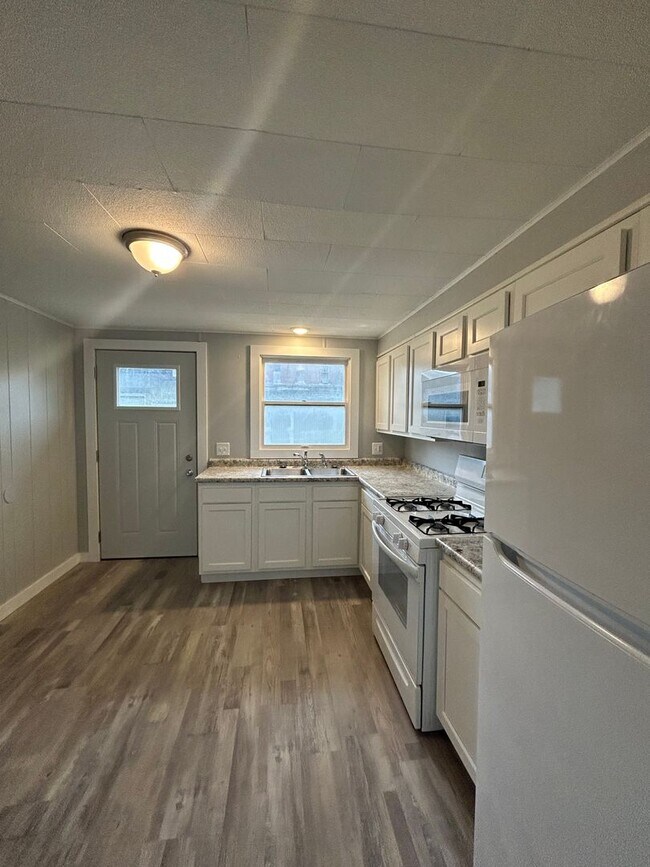 Foto del edificio - 106 S Vine St