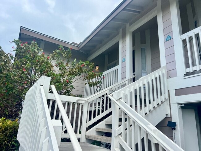 Building Photo - Furnished 3 Bedroom 2 bath Ali'i Lani Condo Top floor *Pet Friendly!