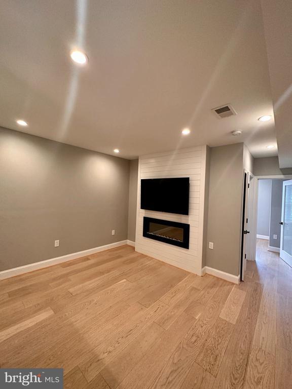 Foto del edificio - 1325 Adams St NE