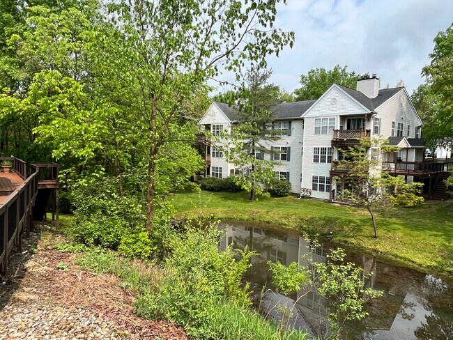 Building Photo - 2010 Stoney Run Cir