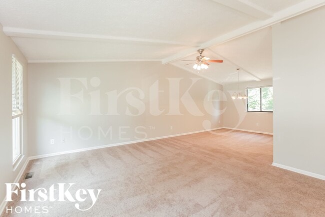 Foto del edificio - 4124 Oil Creek Dr