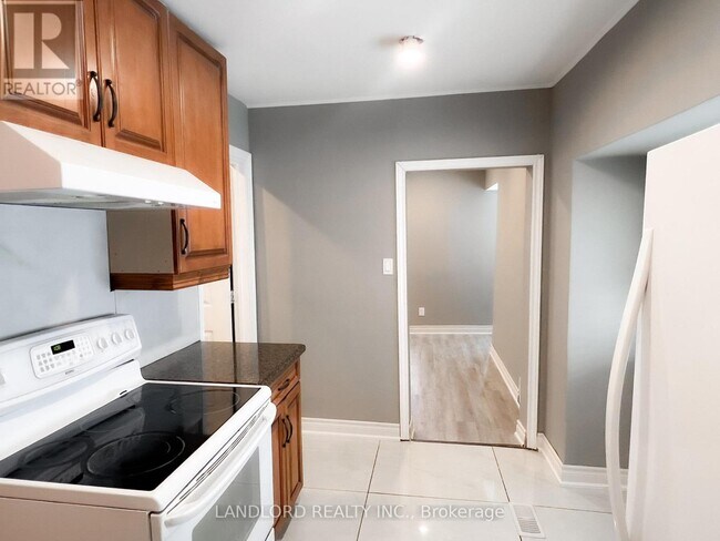 Photo du bâtiment - 9 Albright Ave