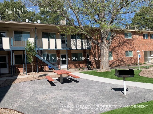Foto del edificio - 2112 Moon St NE