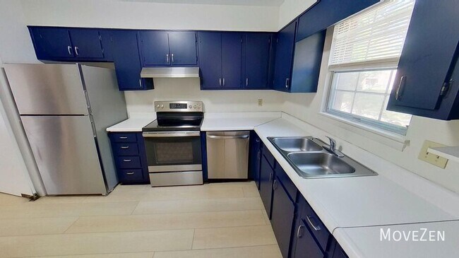 Foto del edificio - 5805 Nottoway Ct