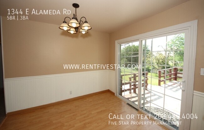 Foto del edificio - 1344 E Alameda Rd