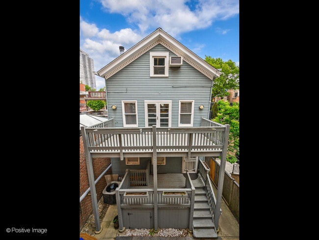 Building Photo - 1927 N Hudson Ave