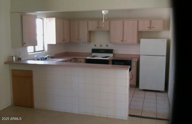 Foto del edificio - 2345 W Jefferson St