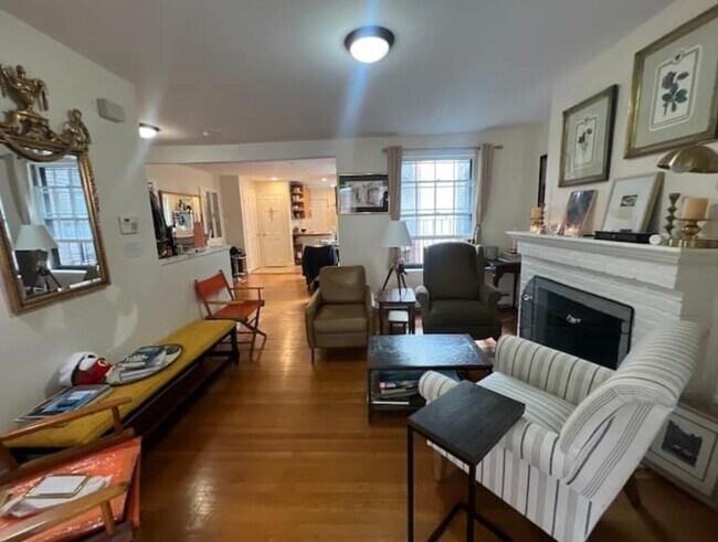 Foto del edificio - 1471 Beacon St