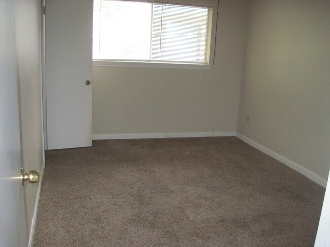 Building Photo - 206 Coryell St