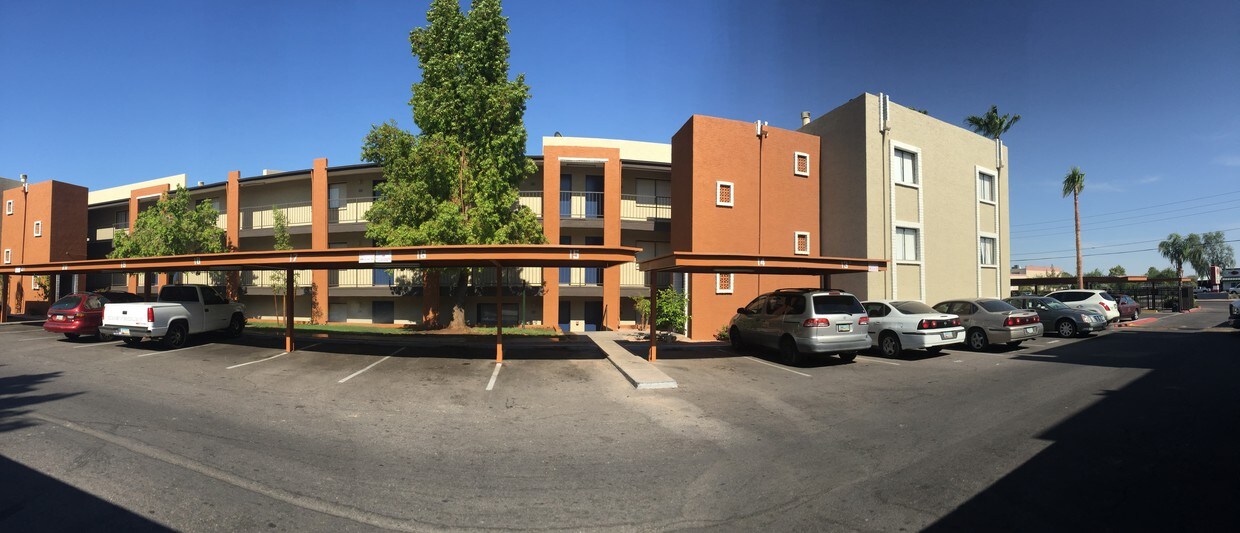 La Casa at McDowell Apartments Apartments Phoenix, AZ