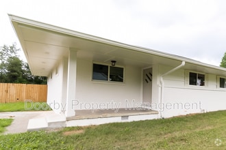 Building Photo - 4134 Bennett Rd