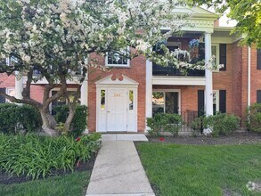 Building Photo - 520 Shorely Dr
