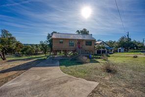 Building Photo - 1417 Edgewater Dr