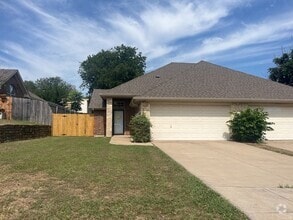 Building Photo - 228 Rentz Pl Cir