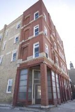 Building Photo - 1359-1361 W Blackhawk St