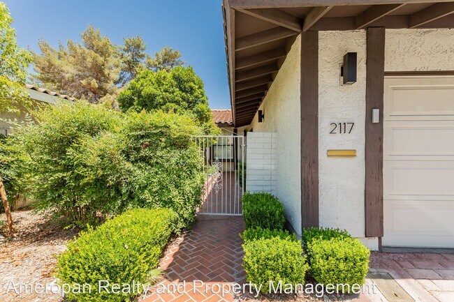 Foto del edificio - 3 br, 2.5 bath House - 2117 Plaza Del Padre