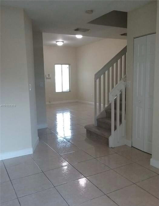 Building Photo - 10831 SW 181st Ln