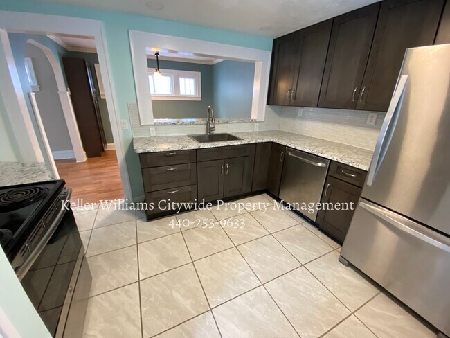 Foto del edificio - 1437 Maile Ave