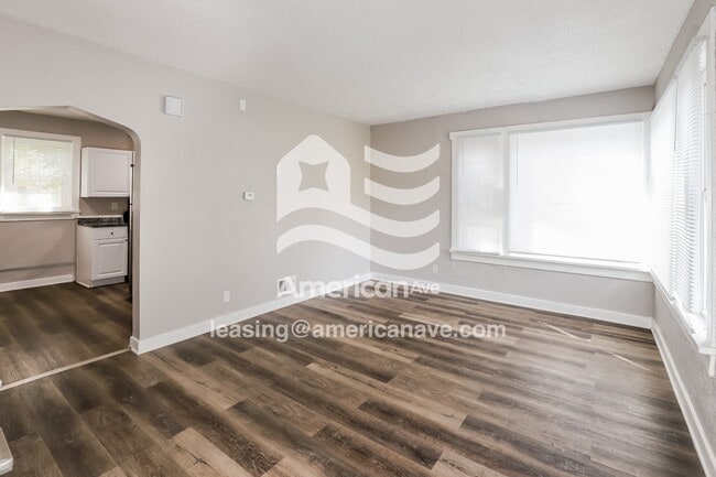 Building Photo - 3943 N 40th St