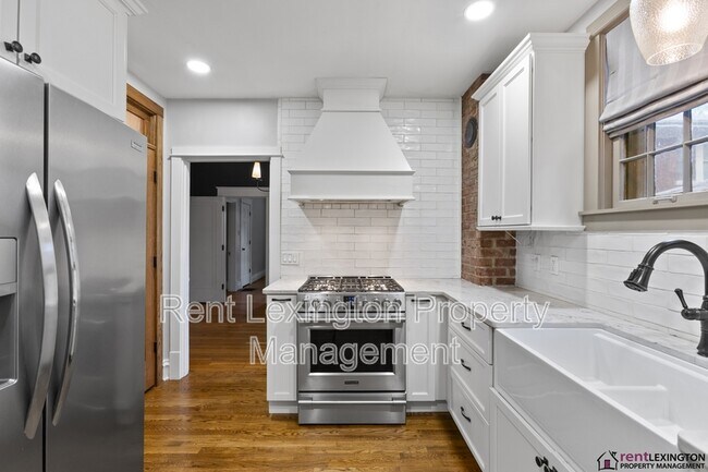 Foto del edificio - 1041 Fontaine Rd