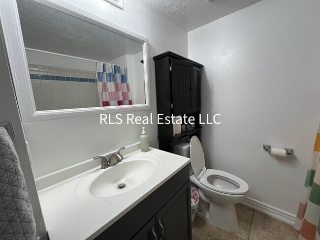 Foto del edificio - 1541 Riverside Ave