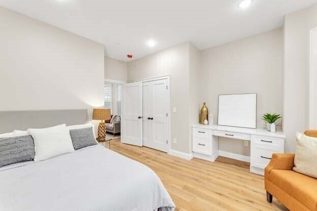 Foto del edificio - 13 Monmouth St