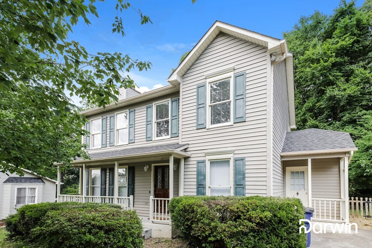 Primary Photo - 3909 Laurel Grove Road, Winston Salem, NC ...