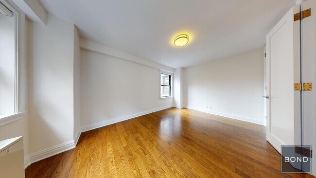 Foto del edificio - 400 E 89th St