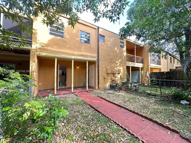 Building Photo - 5970 NW 28th St