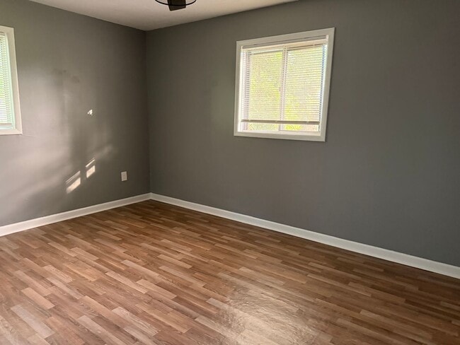 Foto del edificio - 183 Durham St SW