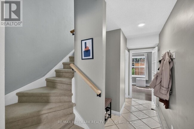 Building Photo - 92 Appleby Private