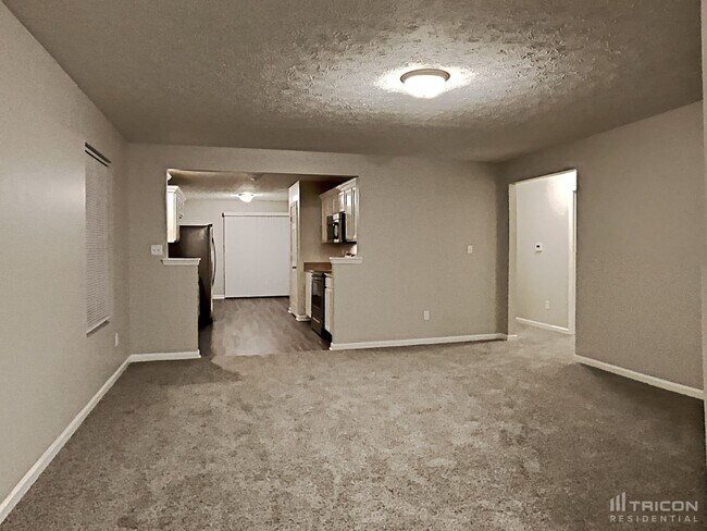 Building Photo - 4243 Hovenweep Dr