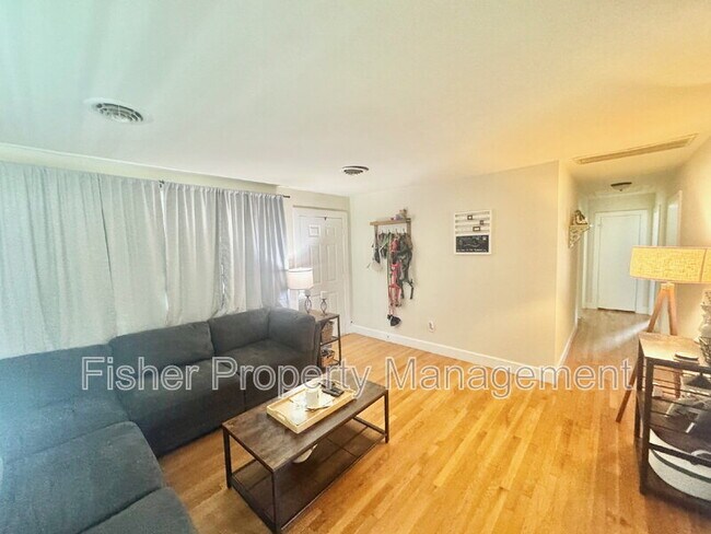 Foto del edificio - 5125 Reilly St