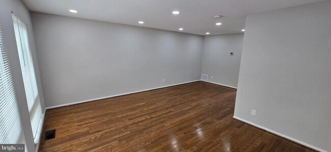 Foto del edificio - 3103 Apple Rd NE