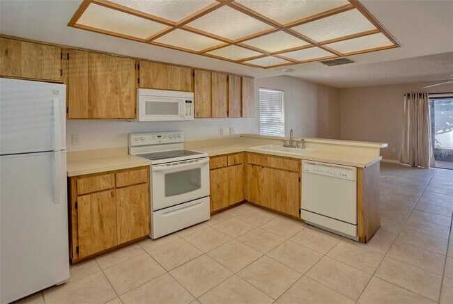 Foto del edificio - 2023 Sheffield Ct