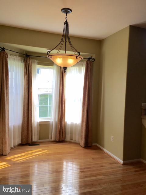 Building Photo - 642 Fawn Cir