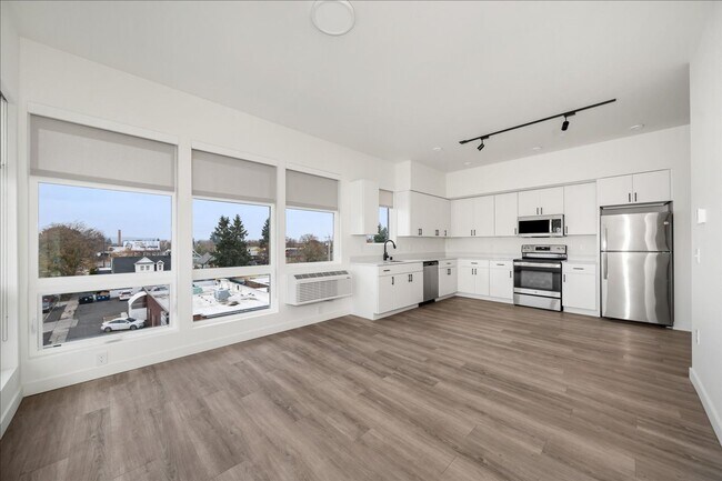 Interior Photo - Millennium Monroe