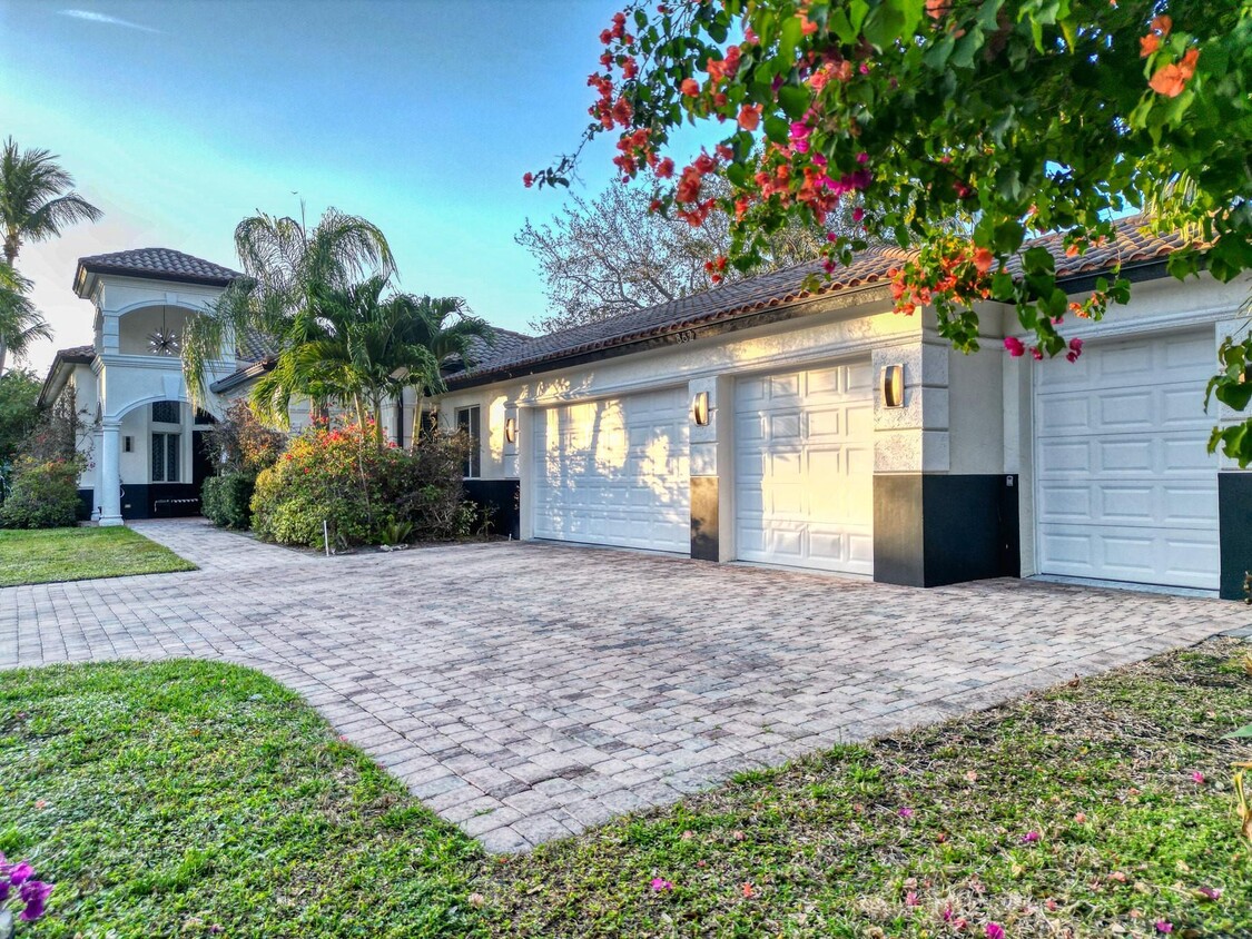 Foto principal - 862 Bailey St