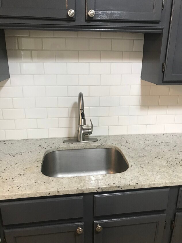 Foto principal - 294 Andover Pl