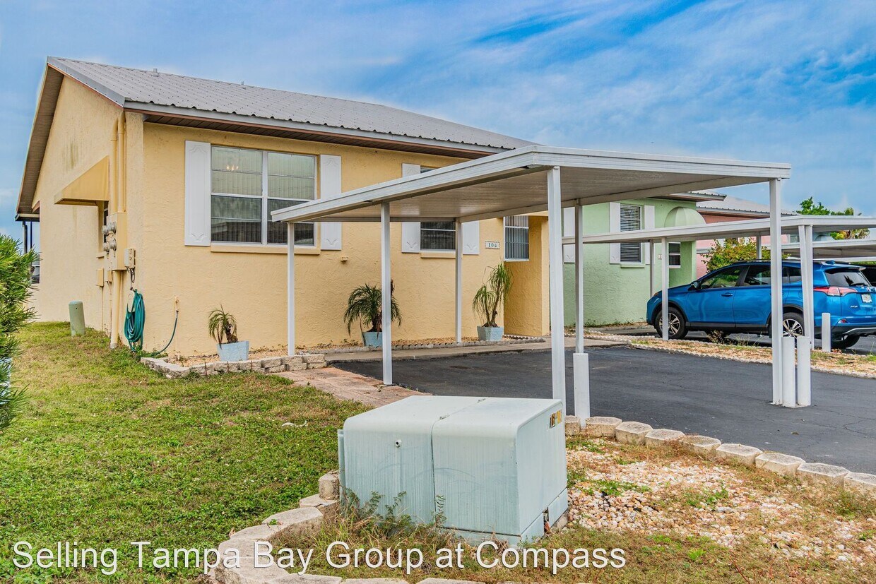 Foto principal - 2 br, 2 bath House - 809 Golf and Sea Blvd...