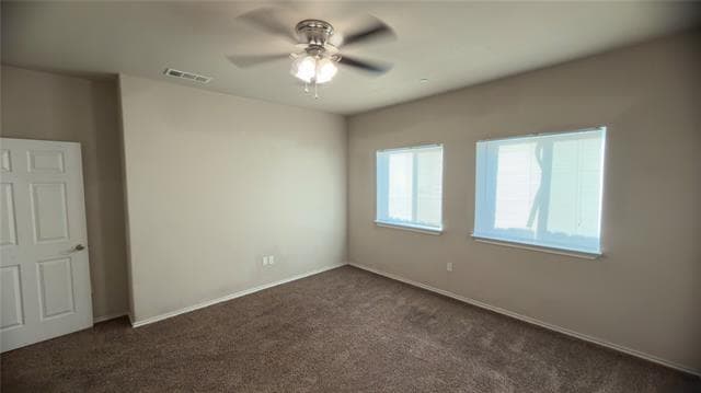 Foto del edificio - 502 E Hazelwood St