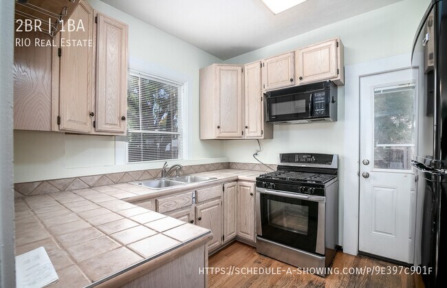 Foto del edificio - Stunning 1BR Home 3 Blocks from Washington...