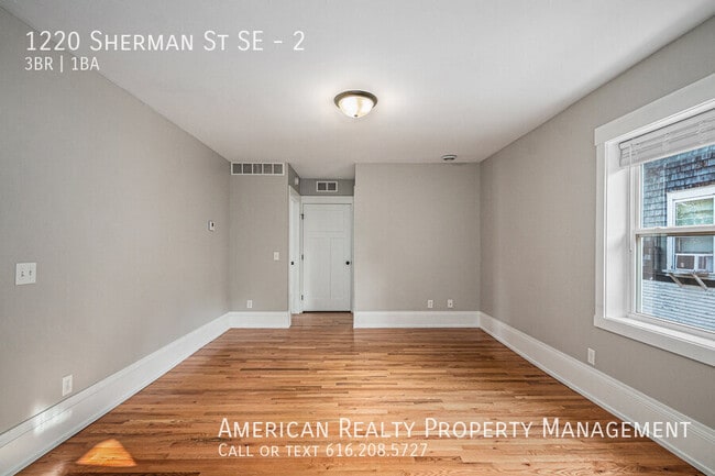 Foto del edificio - 1220 Sherman St SE