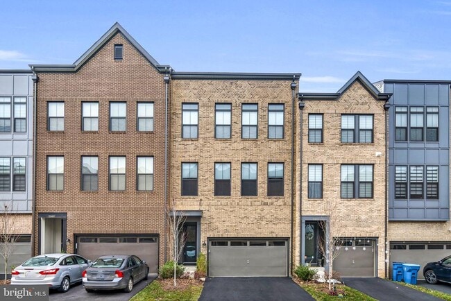 Building Photo - 23035 Sullivans Cove Sq