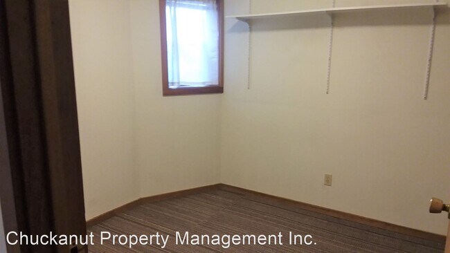 Building Photo - 1 br, 1 bath House - 813 13th St.