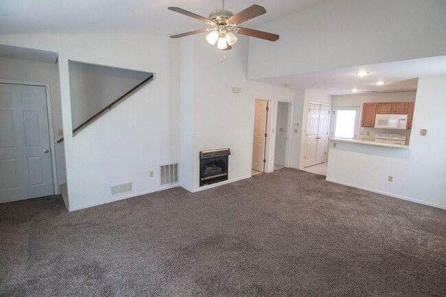 Building Photo - 1415 N Frideriki Dr