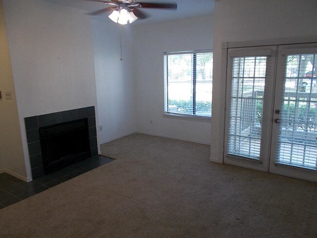 Building Photo - 2023 Gentryside Dr
