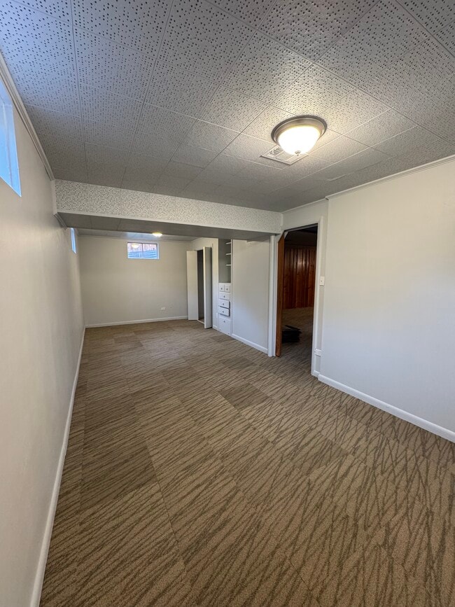 Building Photo - 10831 Blue Jay Ln