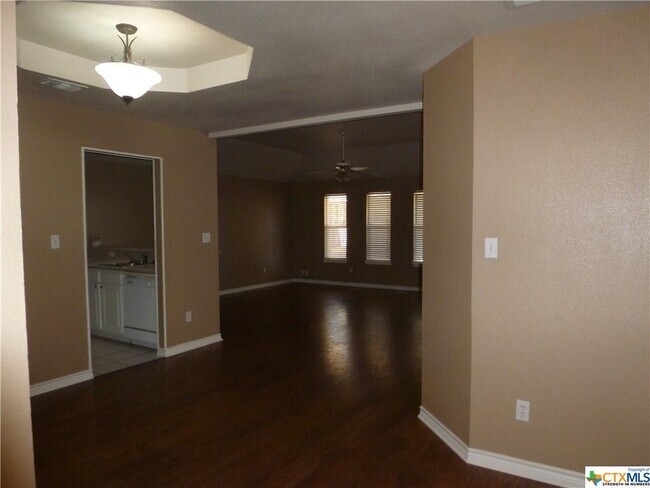 Building Photo - 2137 Keystone Dr